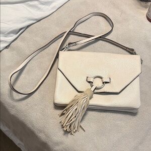 Elegant Cream Shoulder Bag